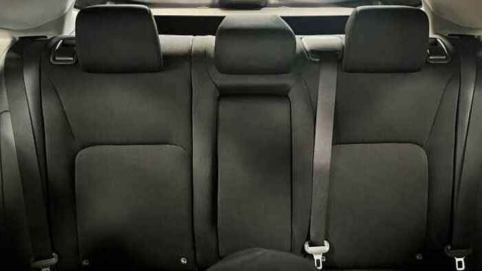 Honda Civic e:HEV 2.0 i-MMD Hybrid Elegance (FE)