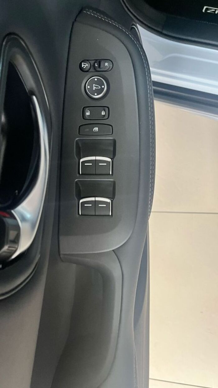 Honda ZR-V e:HEV 2.0 i-MMD Hybrid Elegance