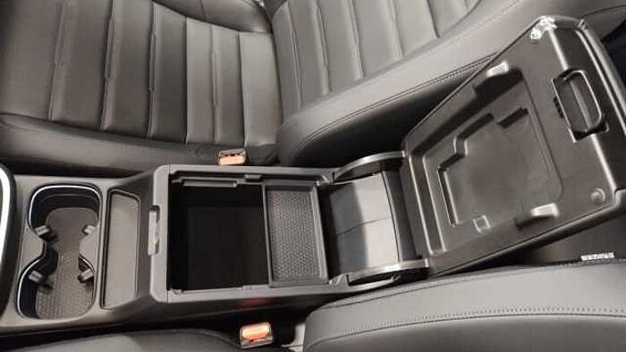 Honda CR-V e:PHEV 2.0 i-MMD Hybrid 2WD Advance Tech (RS)