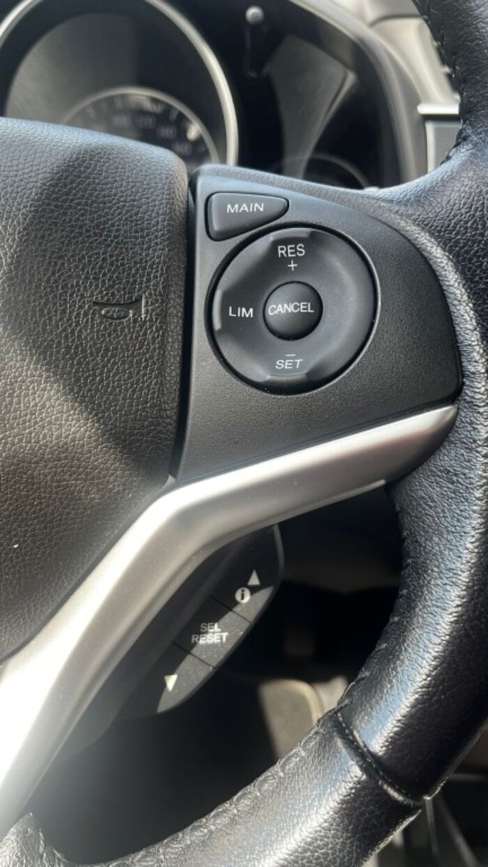 Honda Jazz 1.3 i-VTEC CVT Elegance