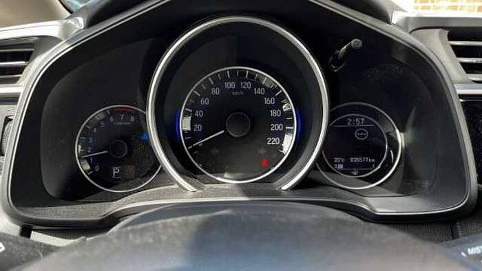 Honda Jazz 1.3 i-VTEC CVT Elegance