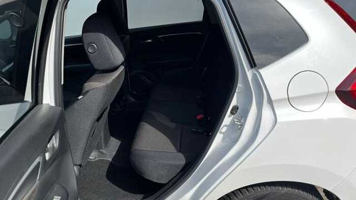 Honda Jazz 1.3 i-VTEC CVT Elegance