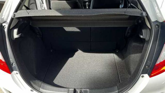 Honda Jazz 1.3 i-VTEC CVT Elegance