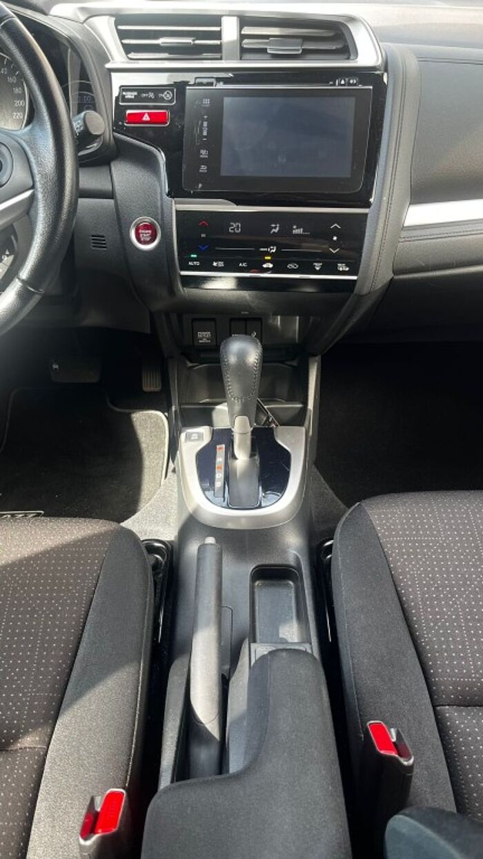 Honda Jazz 1.3 i-VTEC CVT Elegance