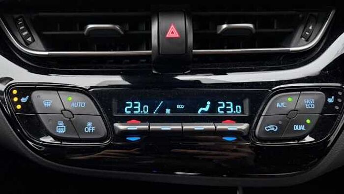 Toyota C-HR Hybrid Team Deutschland