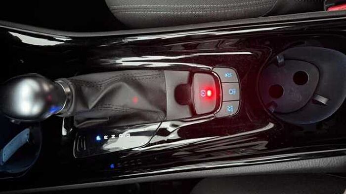 Toyota C-HR Hybrid Team Deutschland