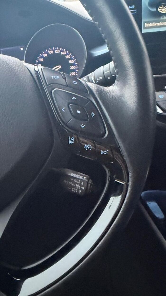 Toyota C-HR Hybrid Team Deutschland