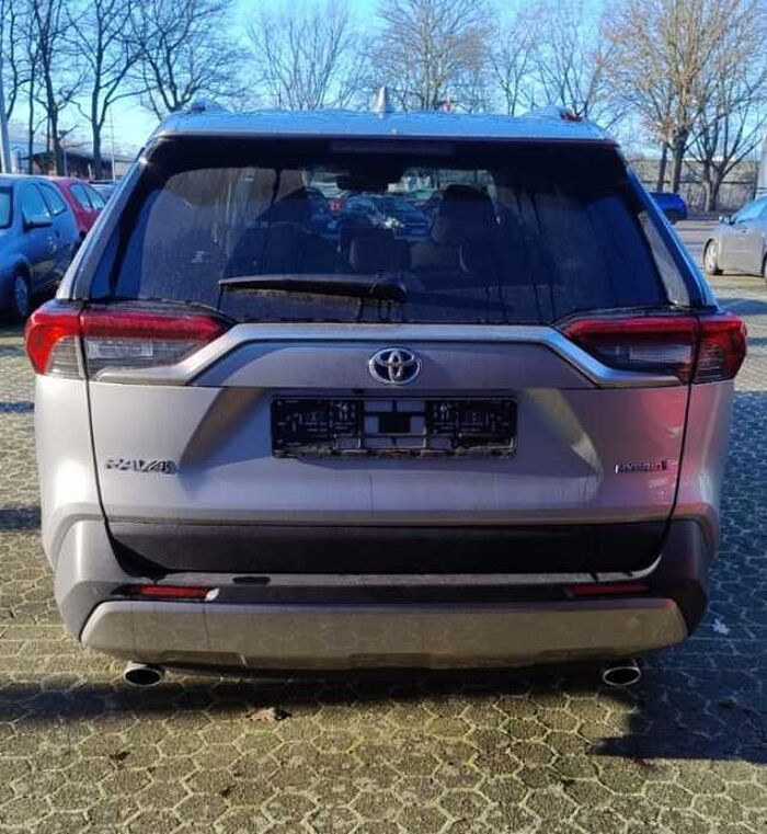 Toyota RAV 4 2.5 4x2 Hybrid Team Deutschland