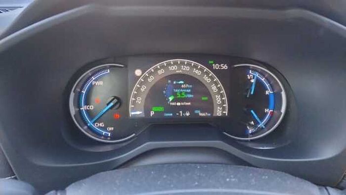 Toyota RAV 4 2.5 4x2 Hybrid Team Deutschland