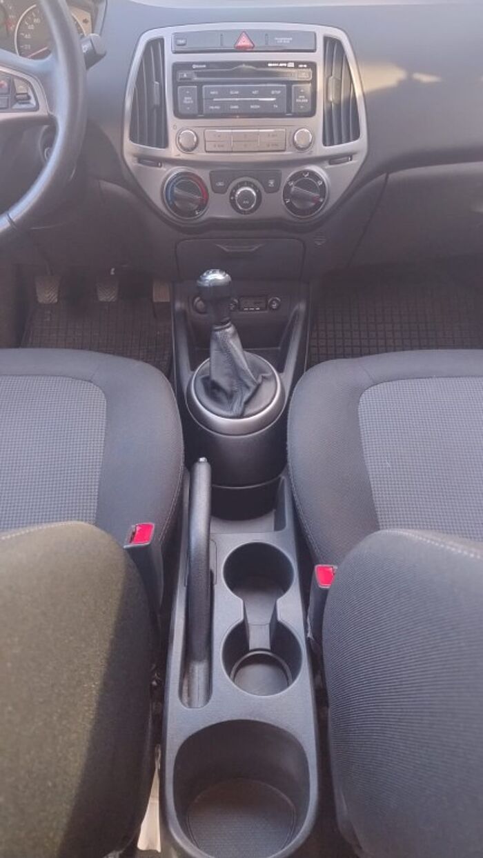 Hyundai i20 1.2 Fifa World Cup Edition