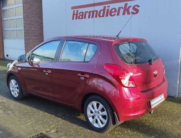 Hyundai i20 1.2 Fifa World Cup Edition