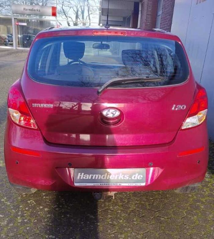 Hyundai i20 1.2 Fifa World Cup Edition