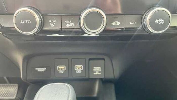 Honda Jazz e: HEV 1.5 i-MMD Hybrid Crosstar Advance