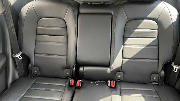Honda CR-V e: HEV 2.0 i-MMD Hybrid 2WD Elegance (RS)