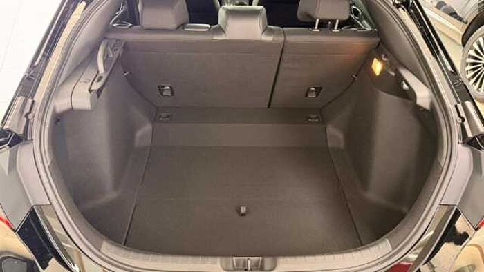 Honda Civic e: HEV 2.0 i-MMD Hybrid Sport (FE)