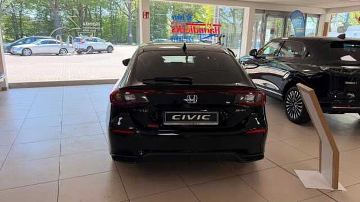 Honda Civic e: HEV 2.0 i-MMD Hybrid Sport (FE)